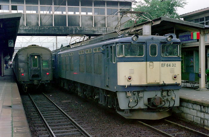 qm̌zK